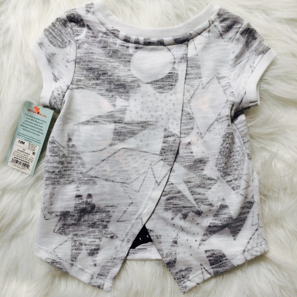 🌸Baby girl Short Sleeve Shirt🌸 - Picture 2 of 3